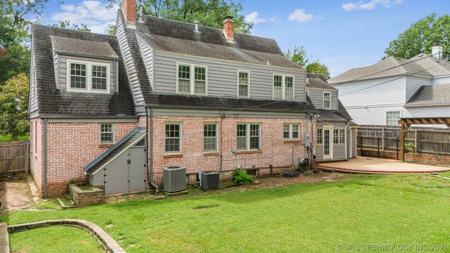 2429 E 22nd Place, Tulsa, OK 74114