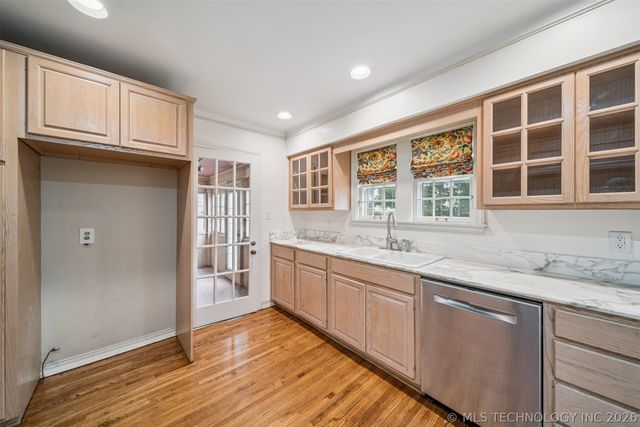 2429 E 22nd Place, Tulsa, OK 74114