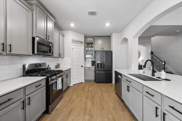 5332 Cascade Court, Alvin, TX 77511