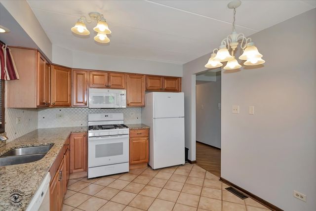 15249 Catalina Drive 1N, Orland Park, IL 60462