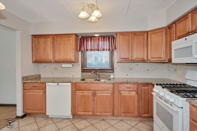 15249 Catalina Drive 1N, Orland Park, IL 60462