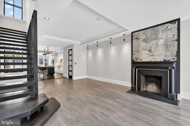 3019 DENT PL NW, Washington, DC 20007