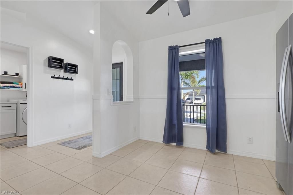 Image 13 of property listing at 1110 NE 6th PL, Cape Coral, FL 33909
