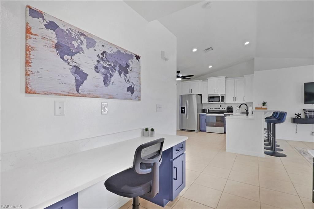 Image 27 of property listing at 1110 NE 6th PL, Cape Coral, FL 33909