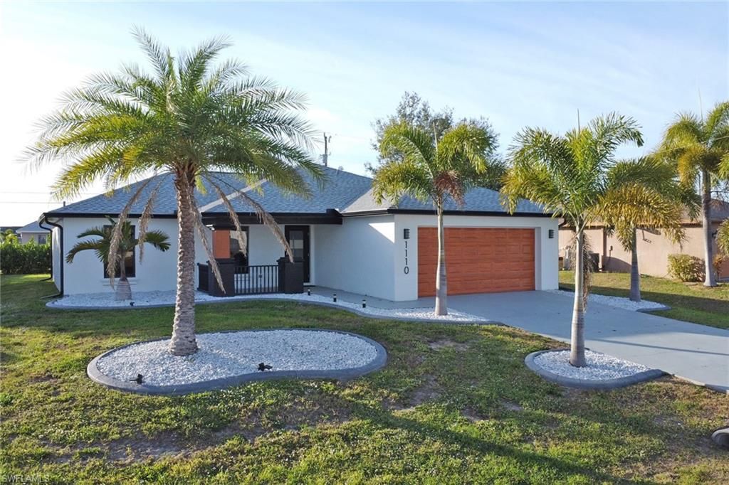 Image 37 of property listing at 1110 NE 6th PL, Cape Coral, FL 33909