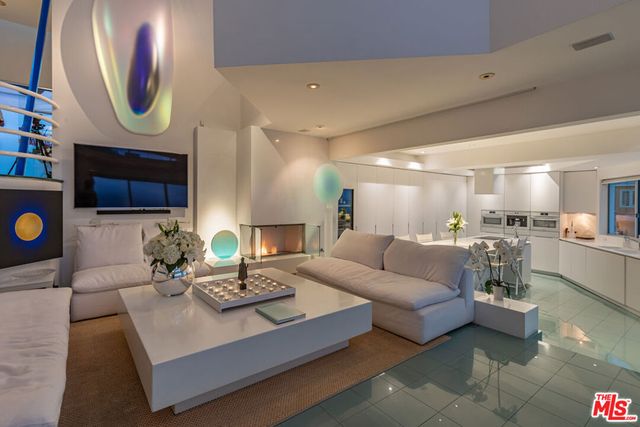 21016 Pacific Coast Highway, Malibu, CA 90265