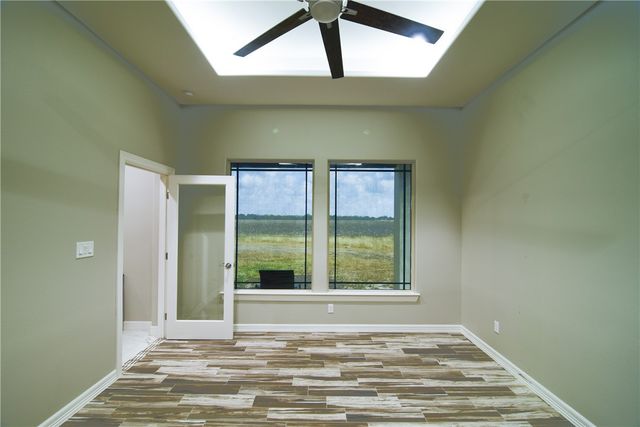 4294 Franklin Adams St, Kingsville, TX 78363