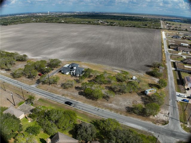 4294 Franklin Adams St, Kingsville, TX 78363