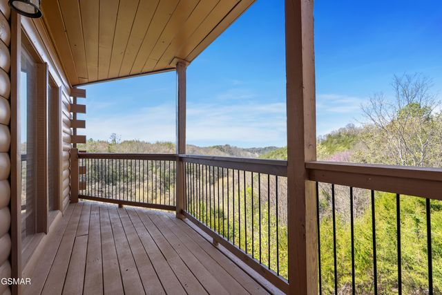 2083 Kerr Road, Sevierville, TN 37876