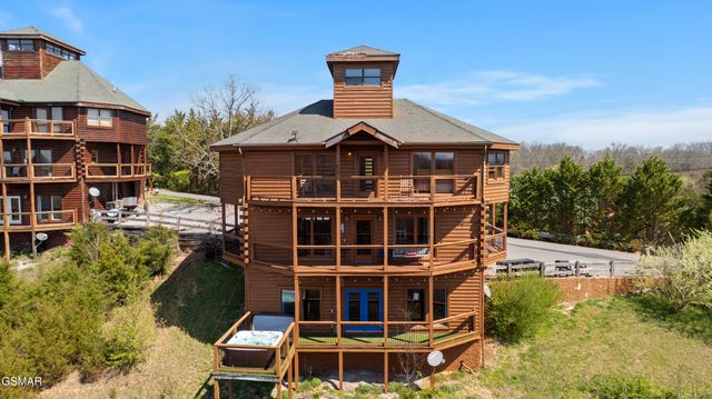 2083 Kerr Road, Sevierville, TN 37876