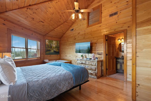 2083 Kerr Road, Sevierville, TN 37876