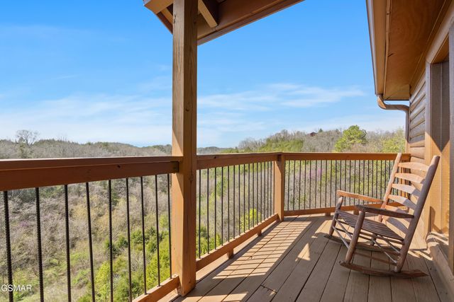 2083 Kerr Road, Sevierville, TN 37876