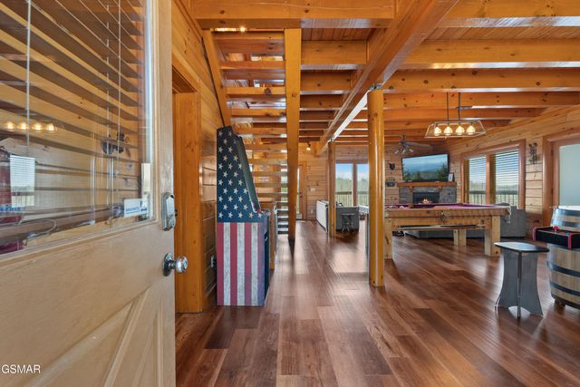 2083 Kerr Road, Sevierville, TN 37876