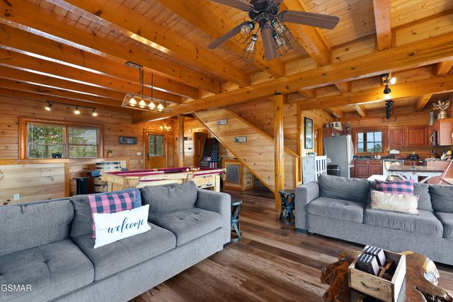 2083 Kerr Road, Sevierville, TN 37876