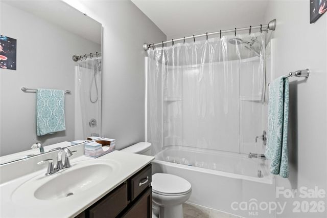 7048 Woodsbay Lane, Rock Hill, SC 29732
