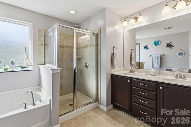 7048 Woodsbay Lane, Rock Hill, SC 29732