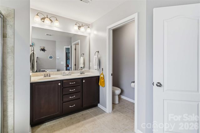 7048 Woodsbay Lane, Rock Hill, SC 29732