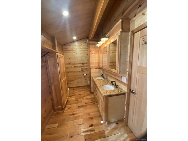 271 County Road 33, Cotopaxi, CO 81223