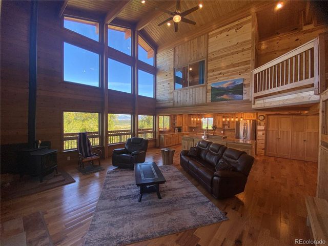 271 County Road 33, Cotopaxi, CO 81223