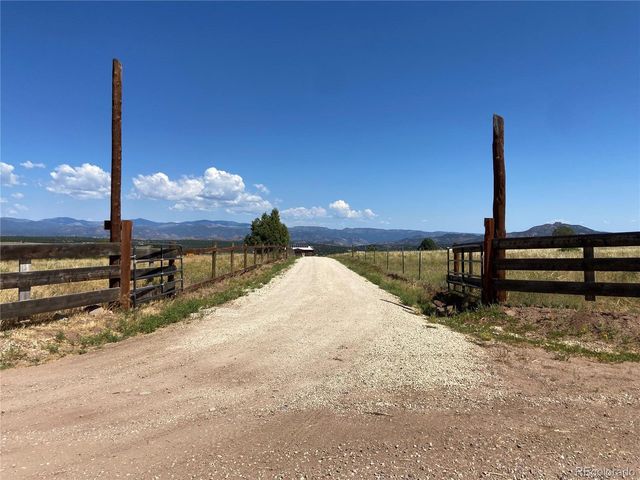 271 County Road 33, Cotopaxi, CO 81223
