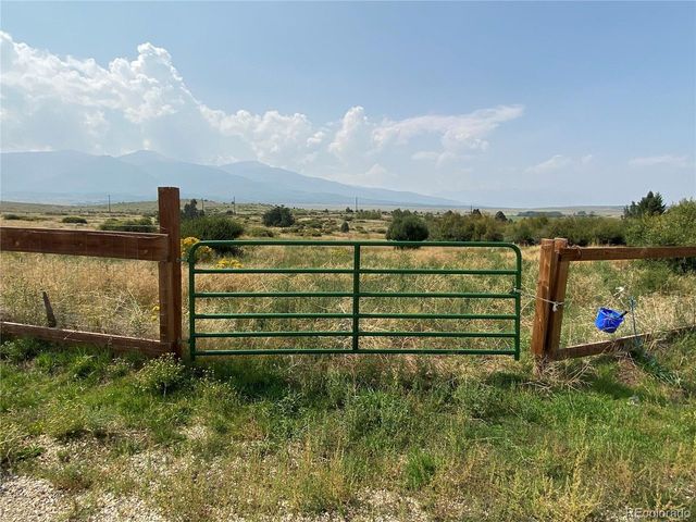 271 County Road 33, Cotopaxi, CO 81223