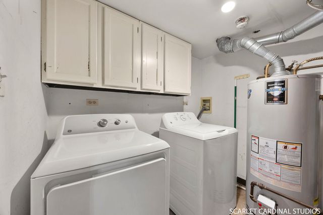 971 West Court B, Naperville, IL 60563