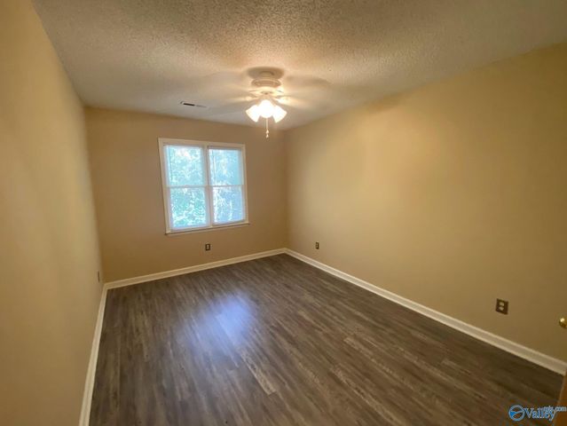 523 Farmingdale Road, Huntsville, AL 35803