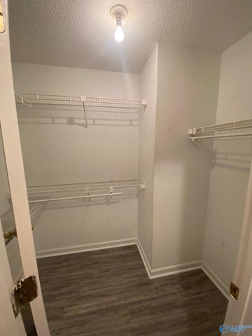 523 Farmingdale Road, Huntsville, AL 35803