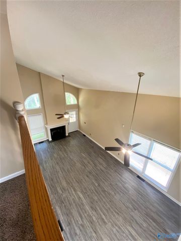 523 Farmingdale Road, Huntsville, AL 35803