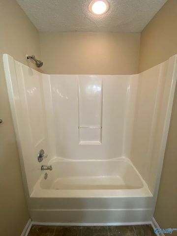 523 Farmingdale Road, Huntsville, AL 35803