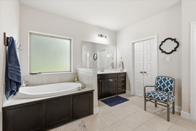 4013 Orchard Park Lane, Midlothian, TX 76065