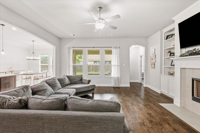 4013 Orchard Park Lane, Midlothian, TX 76065