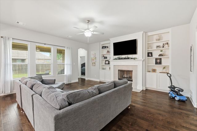 4013 Orchard Park Lane, Midlothian, TX 76065