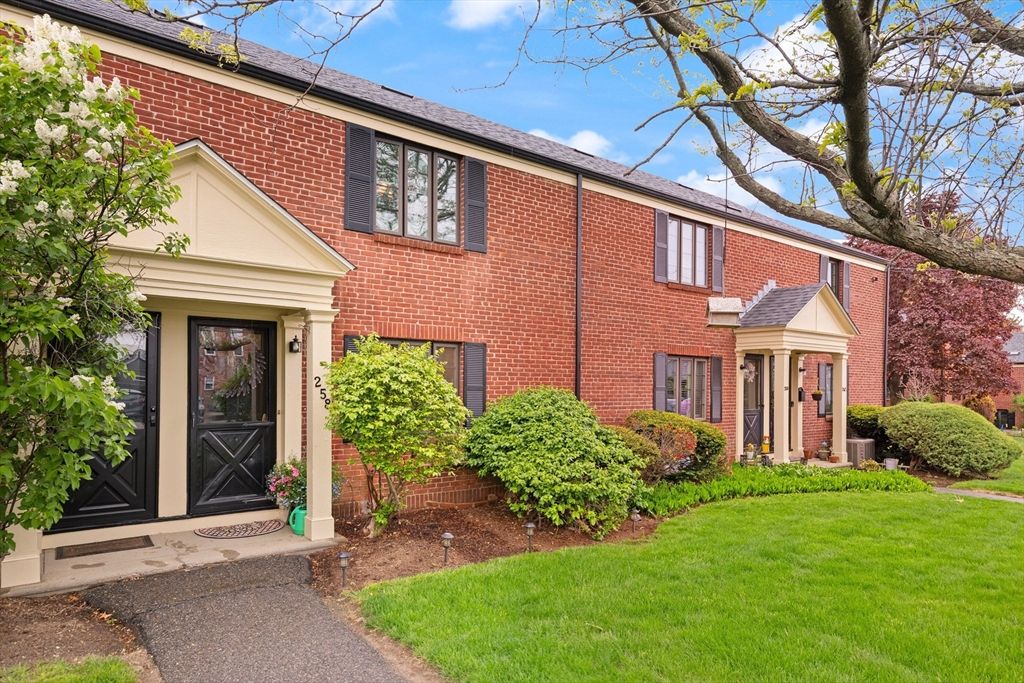 258 Lexington St 258, Watertown, MA 02472