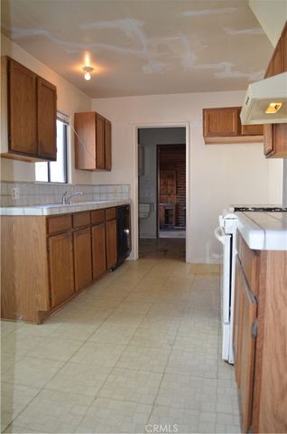 16616 Ermanita, Torrance, CA 90504