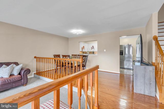 12606 KEMPSTON LN, Woodbridge, VA 22192