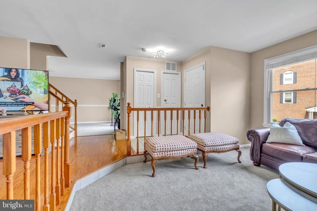 12606 KEMPSTON LN, Woodbridge, VA 22192