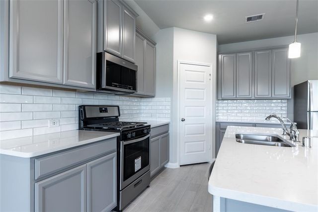 1202 Oak Barrel Run, Richmond, TX 77406