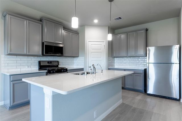 1202 Oak Barrel Run, Richmond, TX 77406