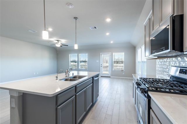 1202 Oak Barrel Run, Richmond, TX 77406