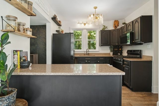 114 Harrison Street, Barrington, IL 60010