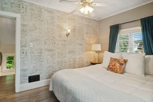 114 Harrison Street, Barrington, IL 60010