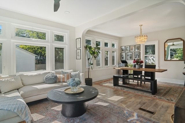 114 Harrison Street, Barrington, IL 60010