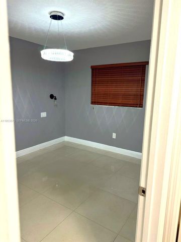 5461 W 24th Avenue 25, Hialeah, FL 33016