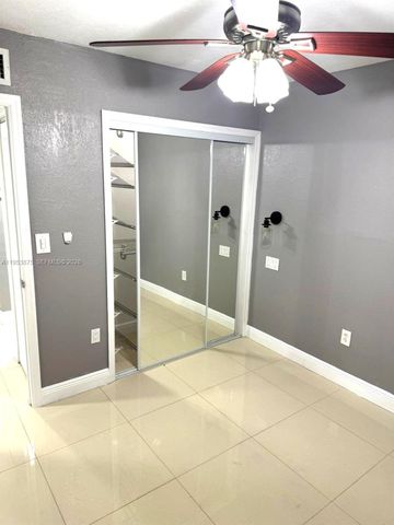 5461 W 24th Avenue 25, Hialeah, FL 33016