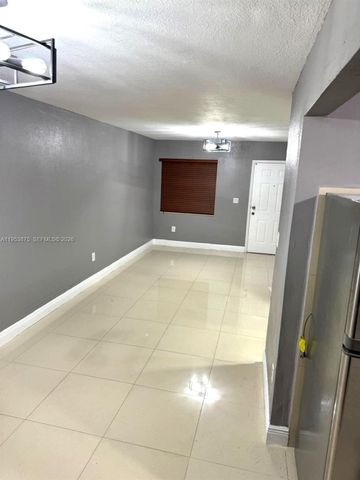 5461 W 24th Avenue 25, Hialeah, FL 33016