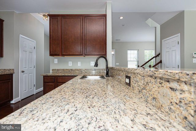 88 LIVERPOOL LN, Martinsburg, WV 25405
