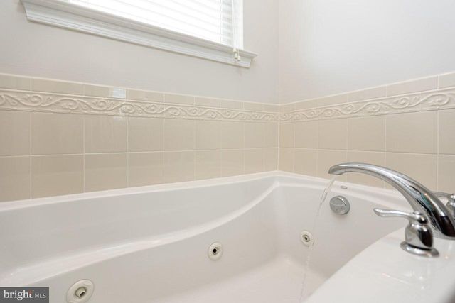 88 LIVERPOOL LN, Martinsburg, WV 25405