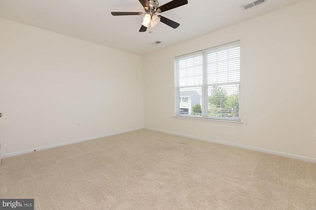 88 LIVERPOOL LN, Martinsburg, WV 25405