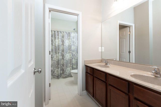 88 LIVERPOOL LN, Martinsburg, WV 25405